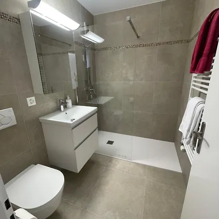 2 Pièces Appartement